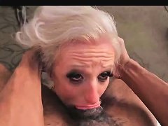 DrTuber Tranny Whore Gets Mouth Fucked